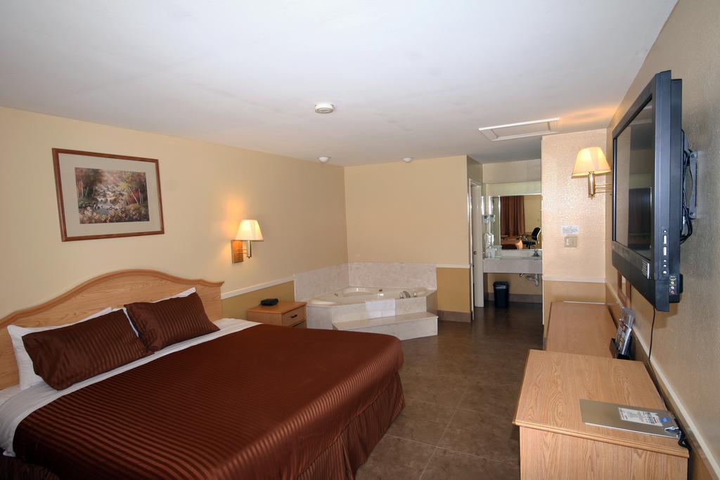 Edinburg Executive Inn Kültér fotó