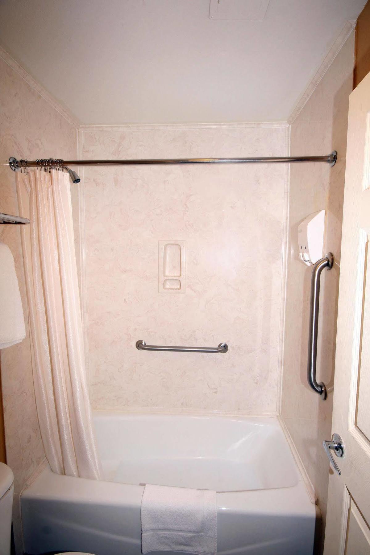 Edinburg Executive Inn Kültér fotó