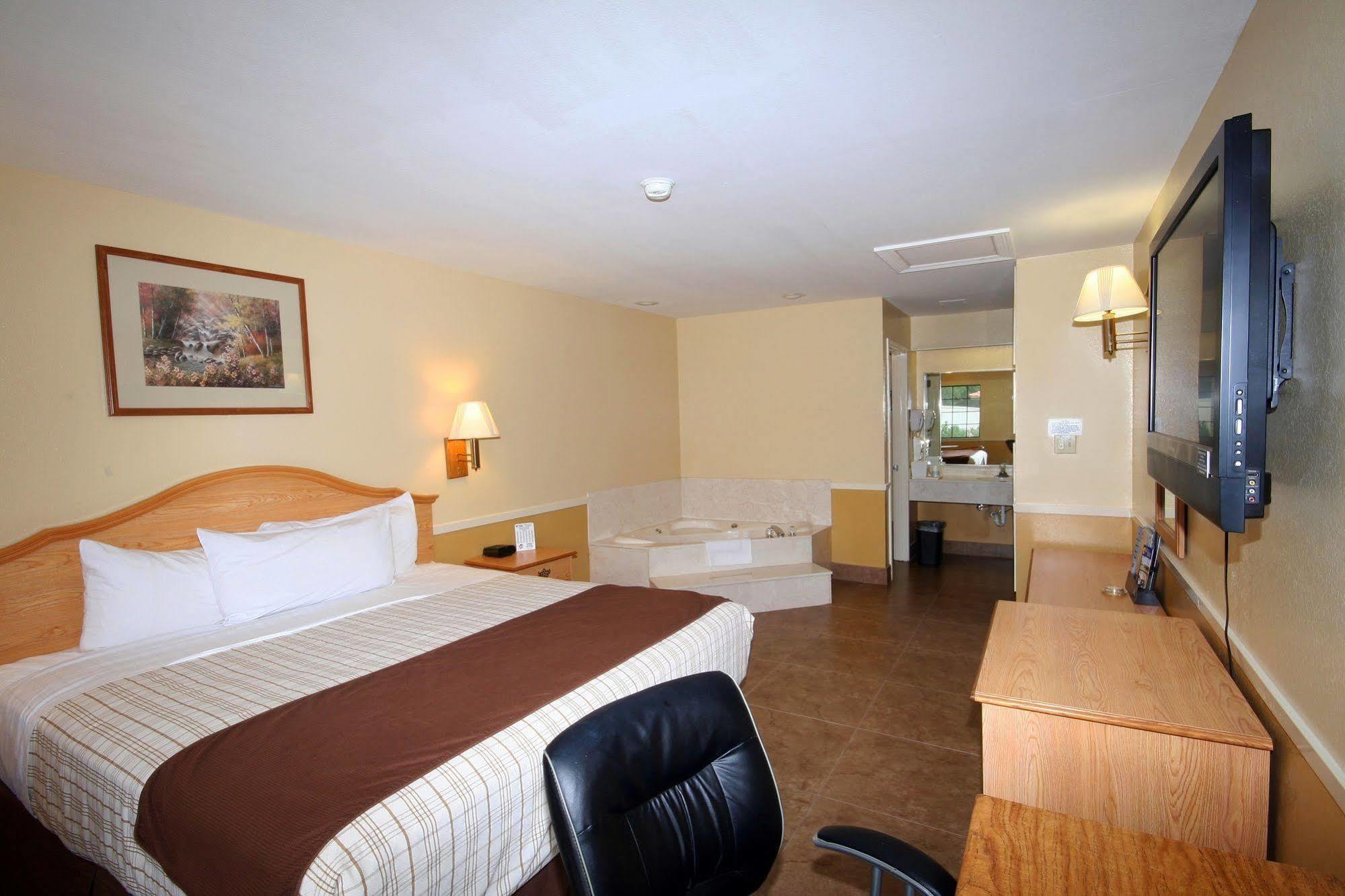 Edinburg Executive Inn Kültér fotó